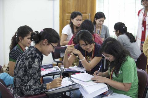 Thay đổi nhận thức về HIV/AIDS cho học sinh, sinh viên