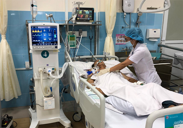Trẻ em mồ côi do Covid-19 trên địa bàn TP.HCM sẽ được cấp thẻ BHYT miễn phí đến 22 tuổi